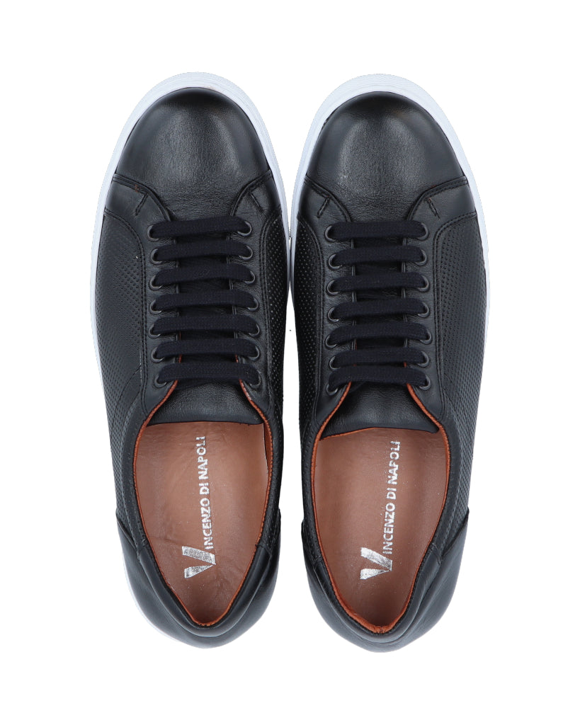 Genova Negro Puntos – zapatilla de cuero negra para hombre – Vincenzo Di Napoli